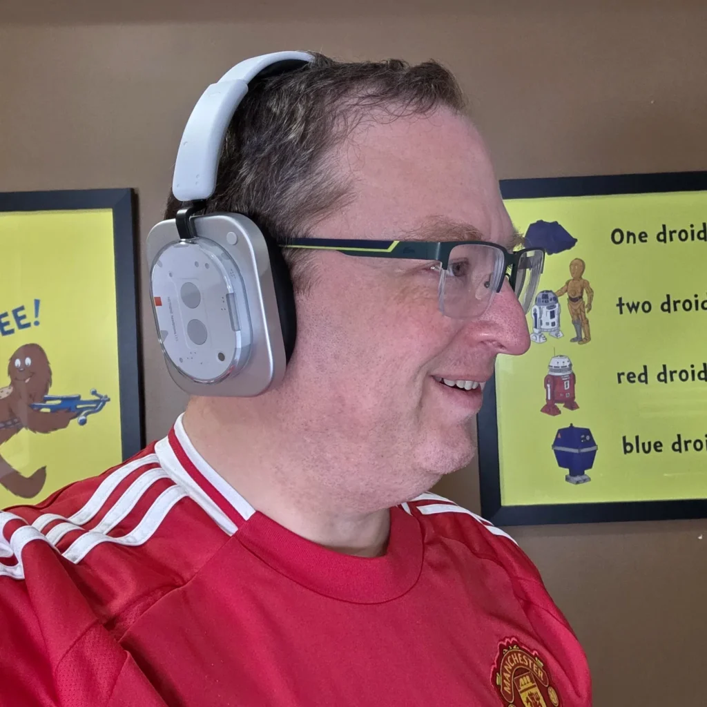 Nothing Phone (3) with accessories