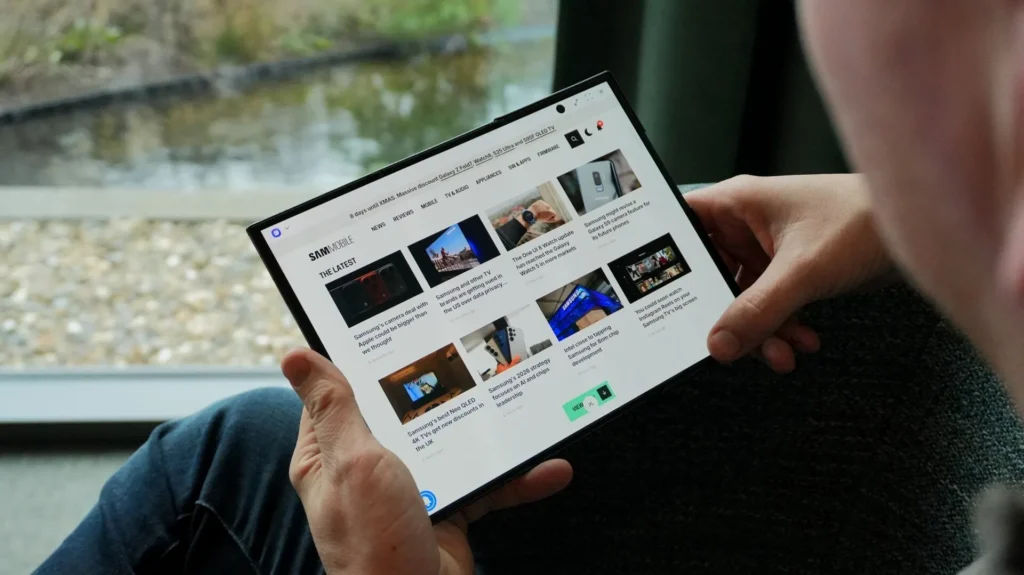 galaxy z trifold samsung dex