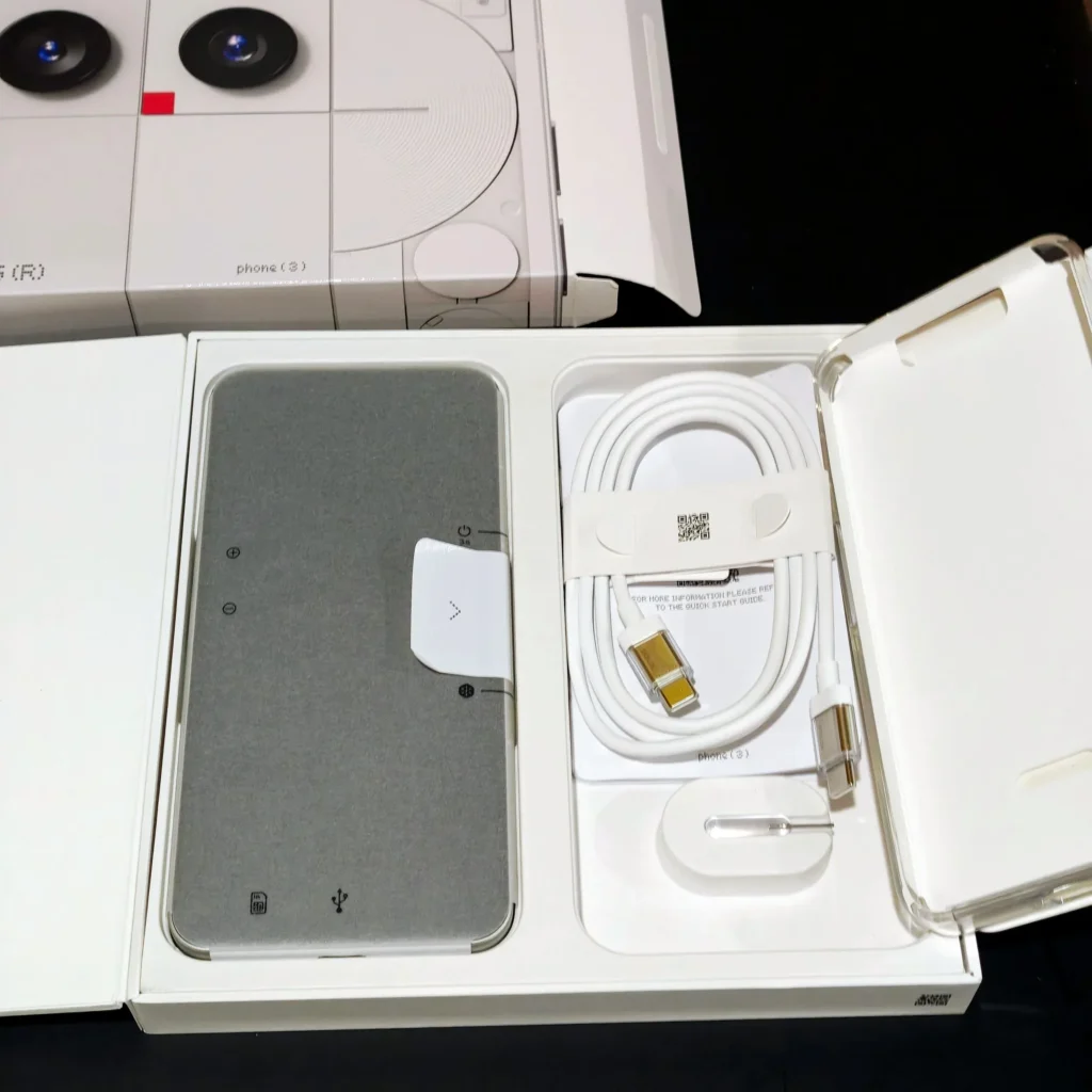 Nothing Phone (3) side view