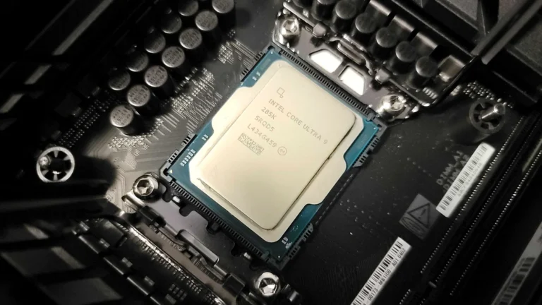 Core Ultra 9 285K: Intel's Gaming Flop? The Truth Revealed.