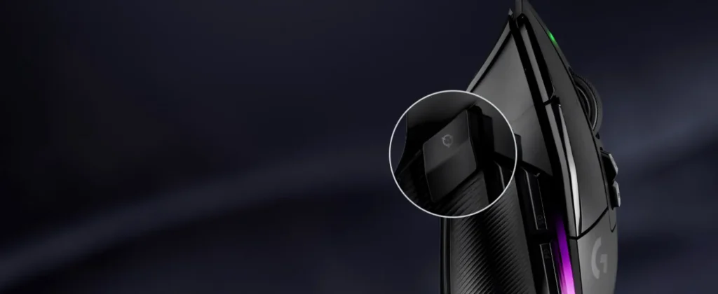 A zoom of the side buttons of G502 X PLUS