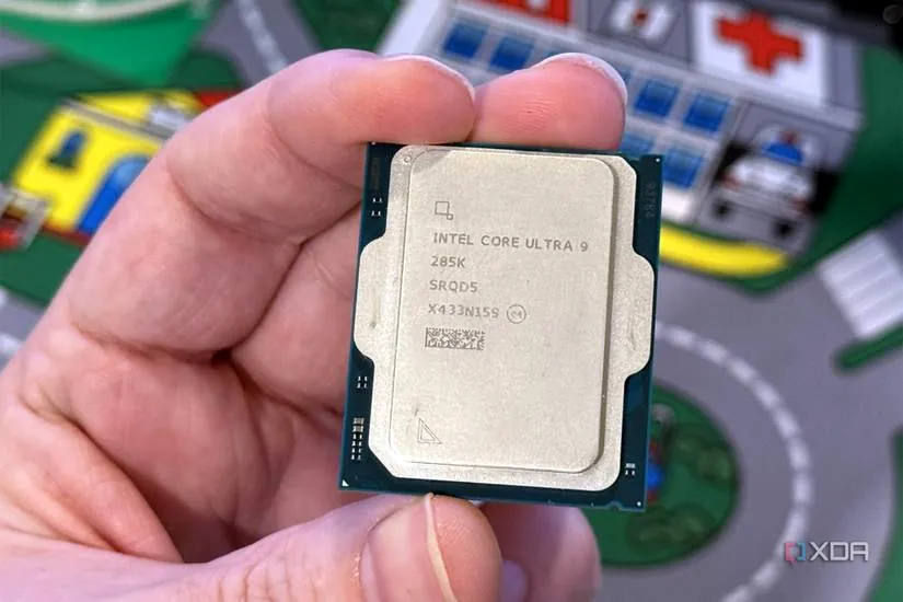 intel core ultra 9 285k held in fingers