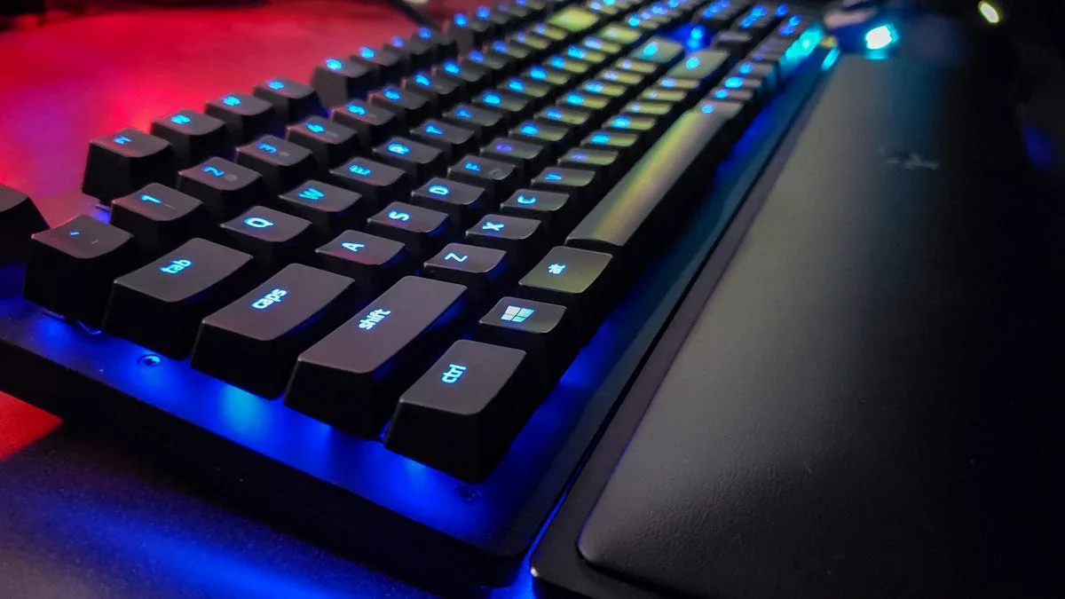 Kill the Lag: The 2026 Guide to Dominating with Wireless Keyboards